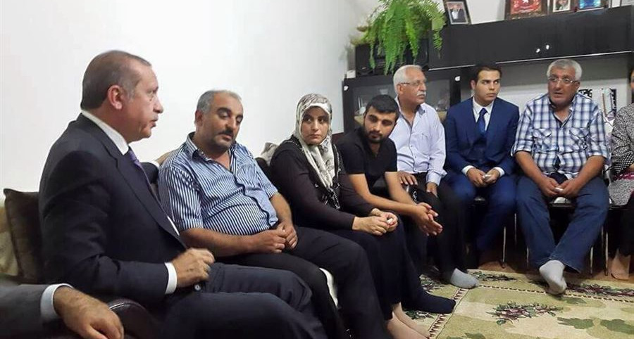 Cumhurbaşkanımız Sayın Recep Tayyip ERDOĞAN, Şehit Hamza Yıldırımın Ailesini Ziyaret Etti.