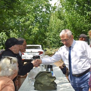 Bayram Vesilesiyle Ulu Çınarlarımızla Bahçede Buluştuk - fotoğraf 2
