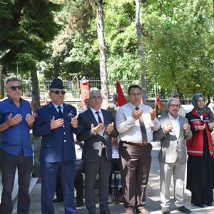 Kurban Bayramı’nın manevi ikliminde, şehitlerimizin aziz hatıralarına ve emanetlerine vefa ile - fotoğraf 2