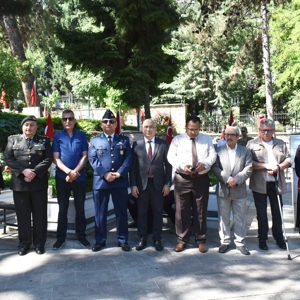 Kurban Bayramı’nın manevi ikliminde, şehitlerimizin aziz hatıralarına ve emanetlerine vefa ile - fotoğraf 3