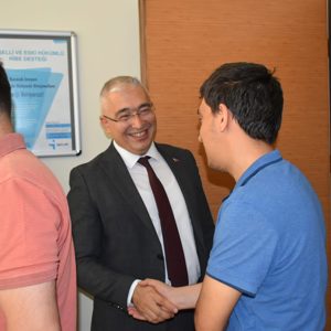 Kurban Bayramı vesilesiyle, İl Müdürümüz Faruk UYSAL, İl Müdürlüğü personelimiz ve Osmangazi Sosyal Hizmet Merkezi çalışanlarımızla bir araya gelerek bayramlaştı. - fotoğraf 9