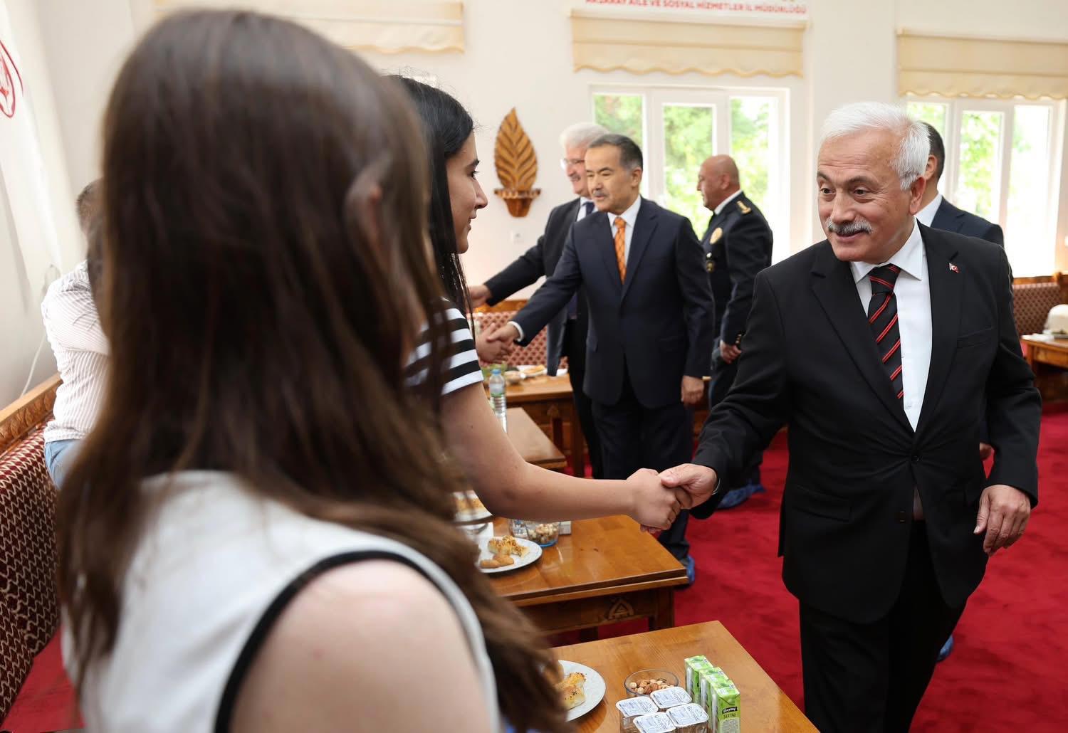 Aile Yılında Gönülden Gönüle Bir Bayram! - fotoğraf 5