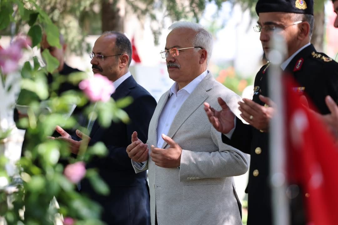 Şehitlerimizin Aziz Hatırasına… - fotoğraf 5