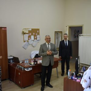 İl Müdürümüz Faruk UYSAL, Sırameşeler Çocuk Evleri Sitesi Müdürlüğümüzü ziyaret ederek, kıymetli çocuklarımız ve personelimizle bayramlaştı. - fotoğraf 3