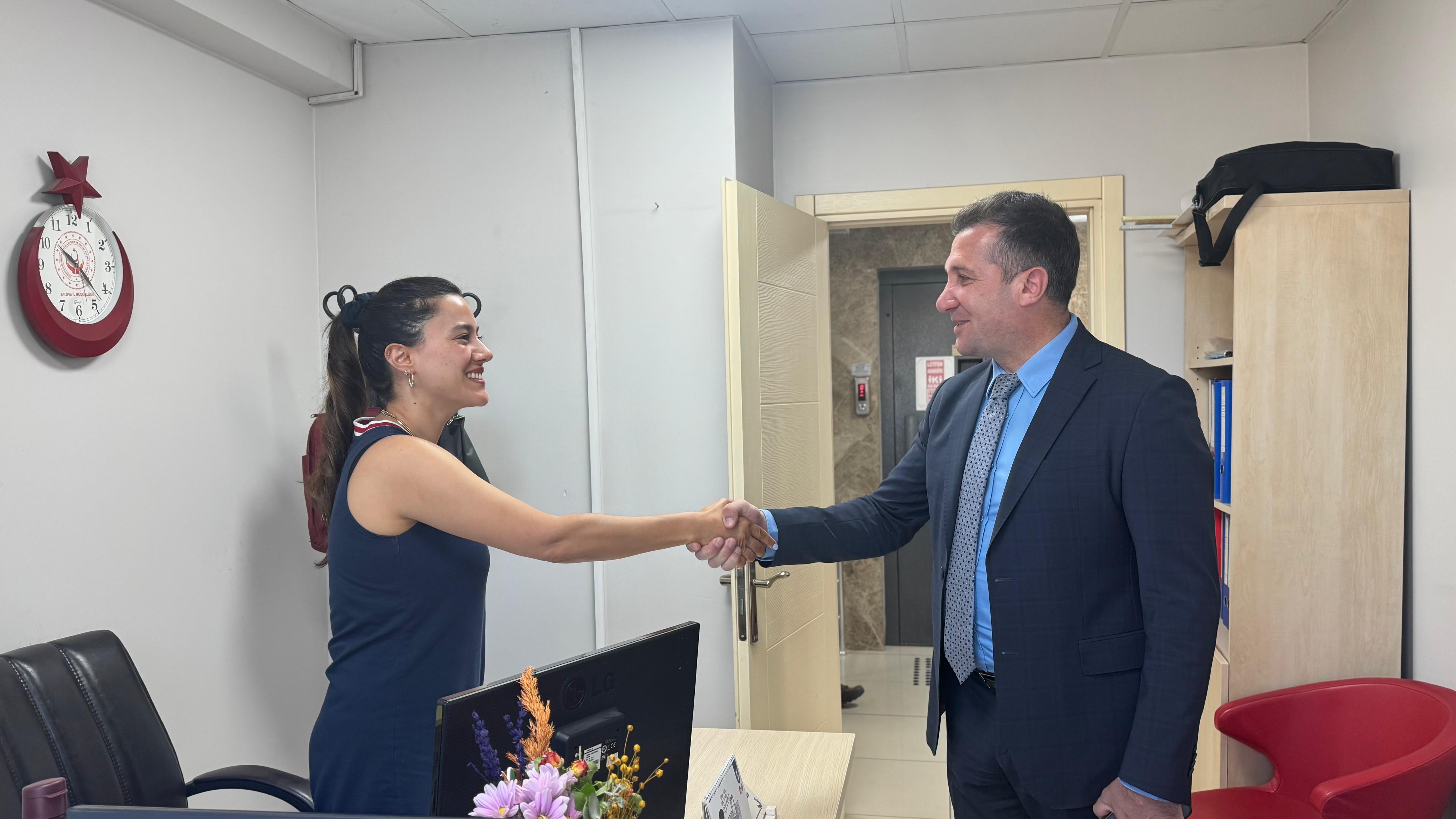 İL MÜDÜRÜMÜZ ARİF LAÇİN PERSONELLERİMİZ İLE BAYRAMLAŞTI