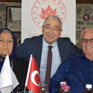 Bursa Valiliği’nin himayelerinde, aziz şehitlerimizin emaneti kıymetli babalarının onuruna Babalar Günü programı düzenlendi - fotoğraf 3