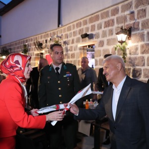 Aile ve Sosyal Hizmetler Bakanımız Göktaş, Babalar Günü'nde şehit babaları ve gazilerle bir araya geldi - fotoğraf 5