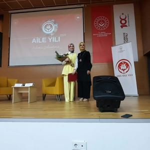 Küçük Anne ile Büyük Aile - fotoğraf 5