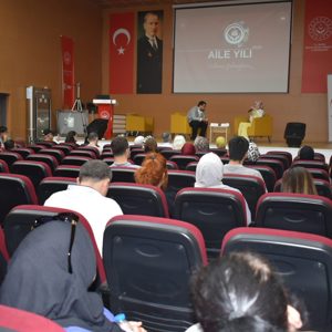 Küçük Anne ile Büyük Aile - fotoğraf 4