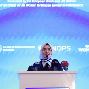 Bakanımız Göktaş, "Depremden Etkilenen Kadın ve Kız Çocuklarına Yönelik Şiddetle Mücadele Projesi" tanıtım programına katıldı - fotoğraf 4