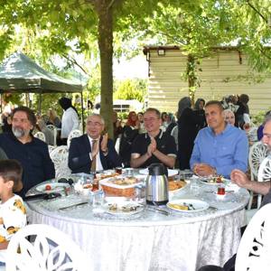 Mutlu Yuva Derneği Bursa Şubesi Gönüllü Kahvaltısı - fotoğraf 1