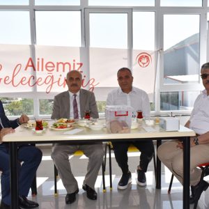 2025 Aile Yılı Etkinlikleri Kapsamında: Aileler ve Çocuklar İş Dünyasıyla Buluştu - fotoğraf 2
