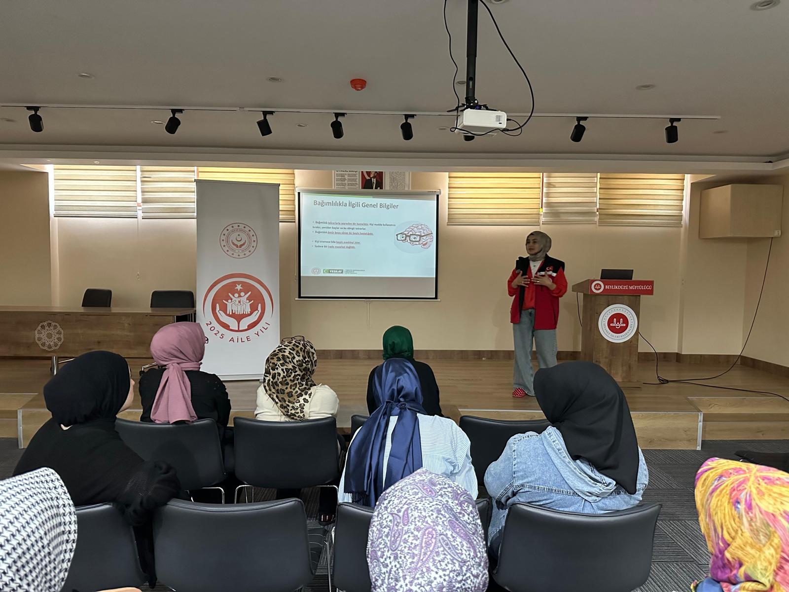 Aile Eğitim Programı Kapsamında İlimiz Genelindeki Eğitimlerimiz Aralıksız Devam Ediyor