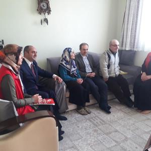 Sayın Valimiz Cüneyt EPCİM ile birlikte Evde Bakım Hizmetinden Faydalanan Ailelerimizi Ziyaret Ettik. - fotoğraf 9