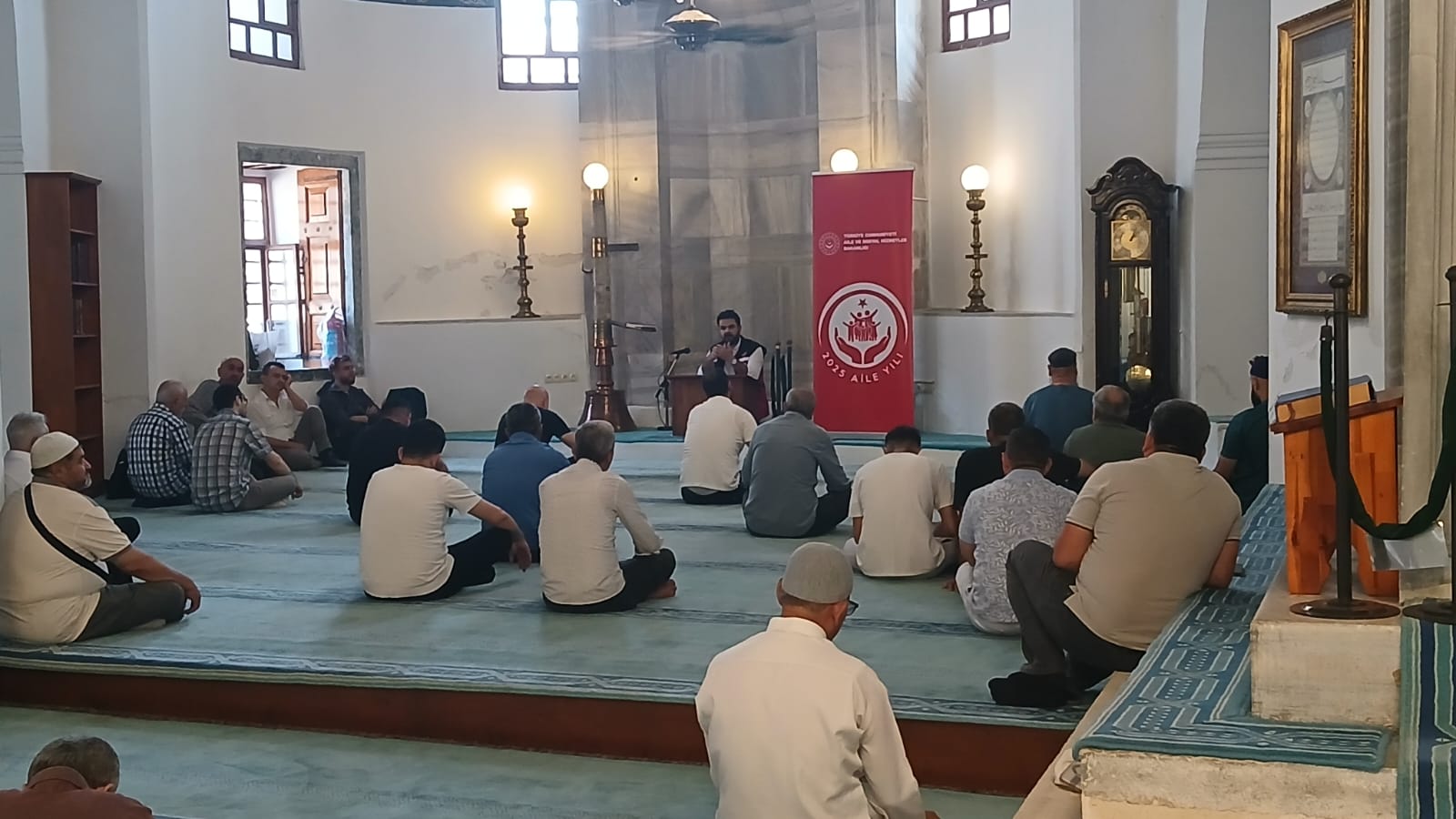 İlimiz Genelindeki Camilerde Cuma Namazı Öncesi Koruyucu ve Önleyici Hizmetlerimiz Kapsamında Farkındalık Eğitimlerimiz Devam Ediyor.