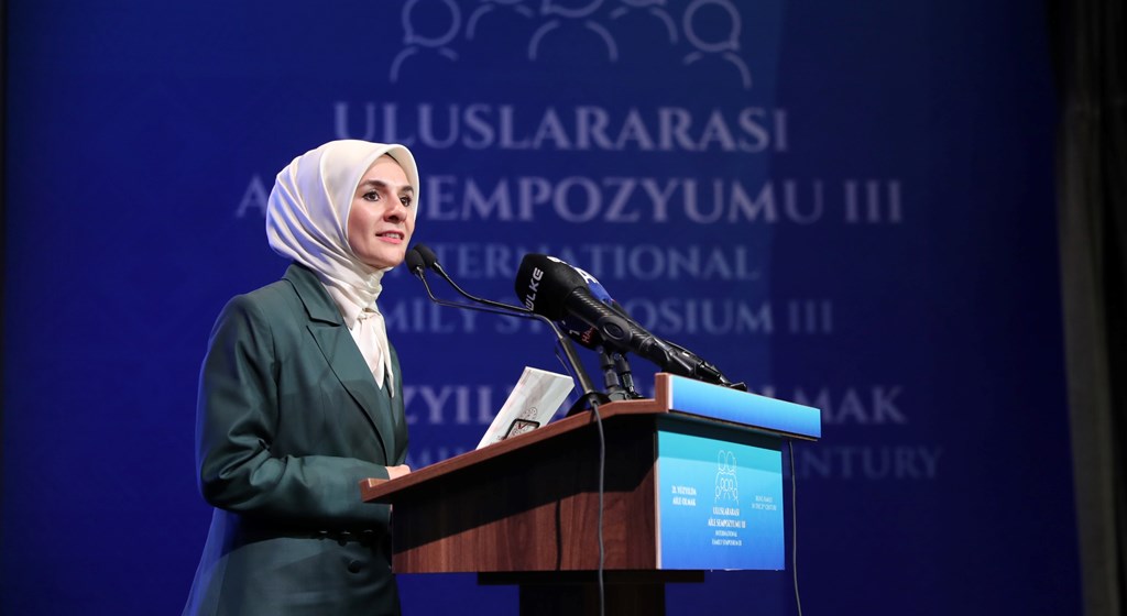 Aile ve Sosyal Hizmetler Bakanımız Göktaş, 3. Uluslararası Aile Sempozyumu'nda konuştu
