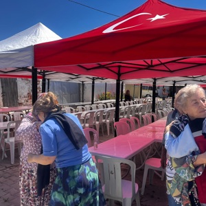 Aziz Şehidimiz Erbu SERPAN’ın kıymetli annesi Münevver Teyzemizin Eşi, Merhum Mustafa Amca için Düzenlenen Mevlid-i Şerif Programına, İl Müdürümüz Sayın Emine BÖÇKÜN’de Katılım Sağladı. - fotoğraf 1