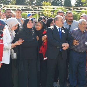 Pençe-Kilit Harekât bölgesinde şehit olan Kahraman Mehmetçiğimiz Piyade Sözleşmeli Er Ahmet KUŞAK, Son Yolculuğuna Uğurlandı.  - fotoğraf 1