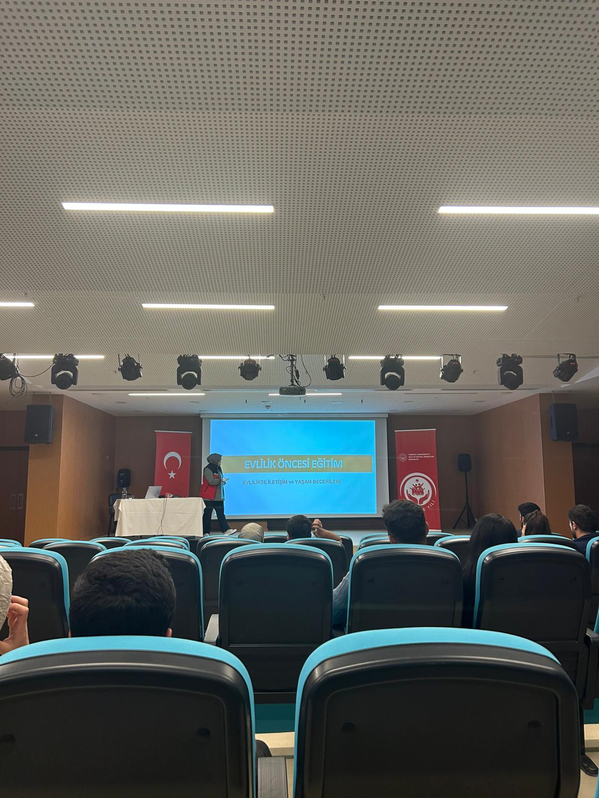 2025 Aile Yılı Kapsamında Evlilik Kredisi Onaylanan Genç Çiftlerimize Yönelik Eğitimler Sürdürülüyor