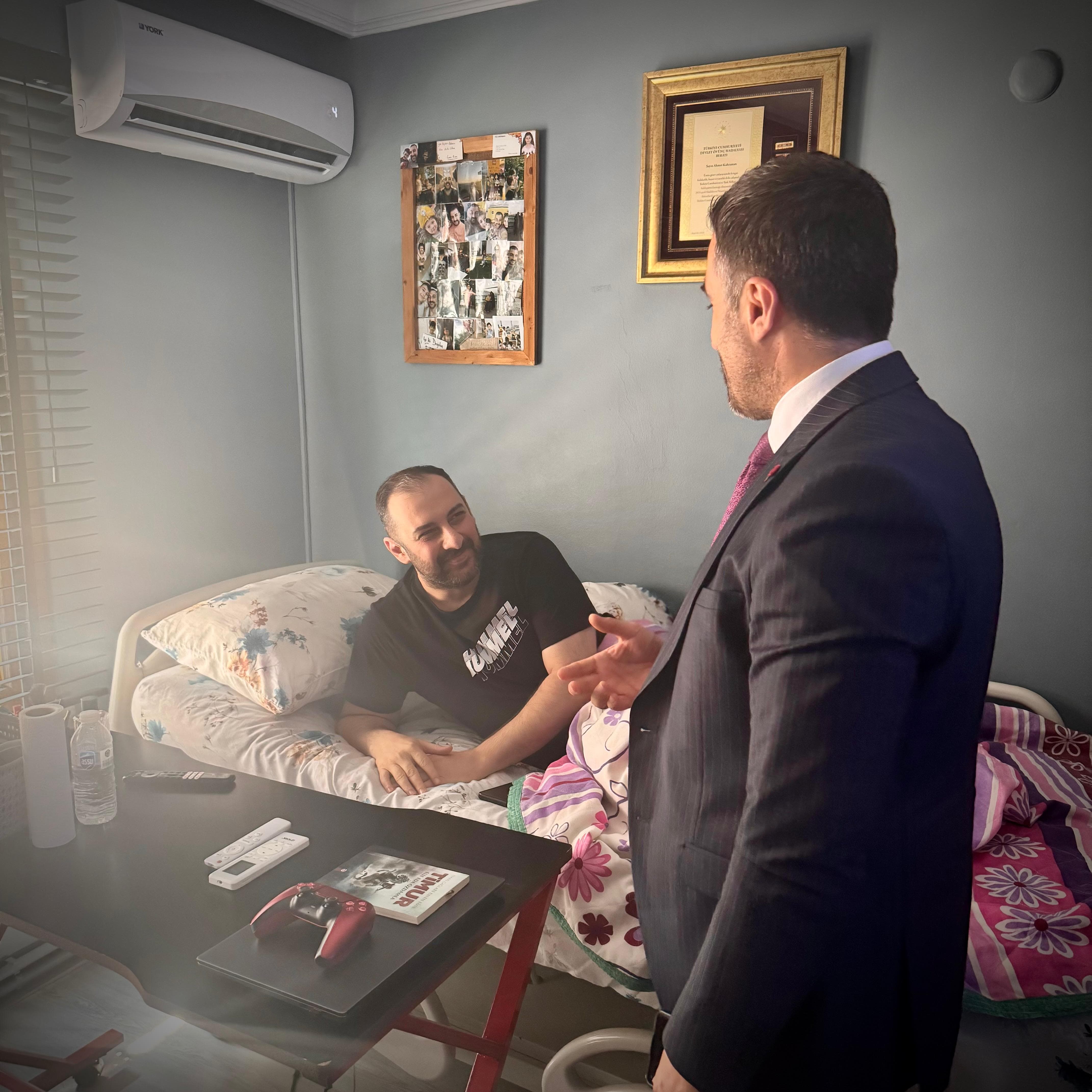 İl Müdürümüz Sn. Ömer TURAN, 15 Temmuz Gazimiz Ahmet KAHRAMAN 'ın Hanesine Ziyaret Gerçekleştirdi