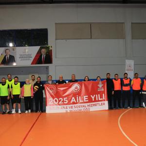 Aile Yılı Etkinlikleri Kapsamında Kuruluşlar Arası Voleybol Turnuvası Tamamlandı - fotoğraf 6