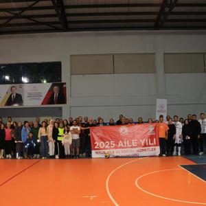 Aile Yılı Etkinlikleri Kapsamında Kuruluşlar Arası Voleybol Turnuvası Tamamlandı - fotoğraf 9