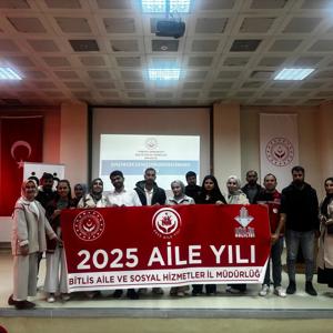 2025 Aile Yılı kapsamında 'Evlenecek Gençlerin Desteklenmesi Projesi' ile Aile kurma yolunda ilk adımı atacak gençlerimize 'Evlilik Öncesi Eğitim Programı' vermeye devam ediyoruz. - fotoğraf 3
