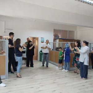 Biz Büyük Bir Aileyiz. - fotoğraf 5