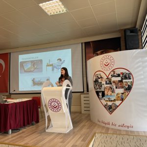 Kreş ve Çocuk Kulübü Personeline Yönelik Bilgilendirme Programı Gerçekleştirildi - fotoğraf 3