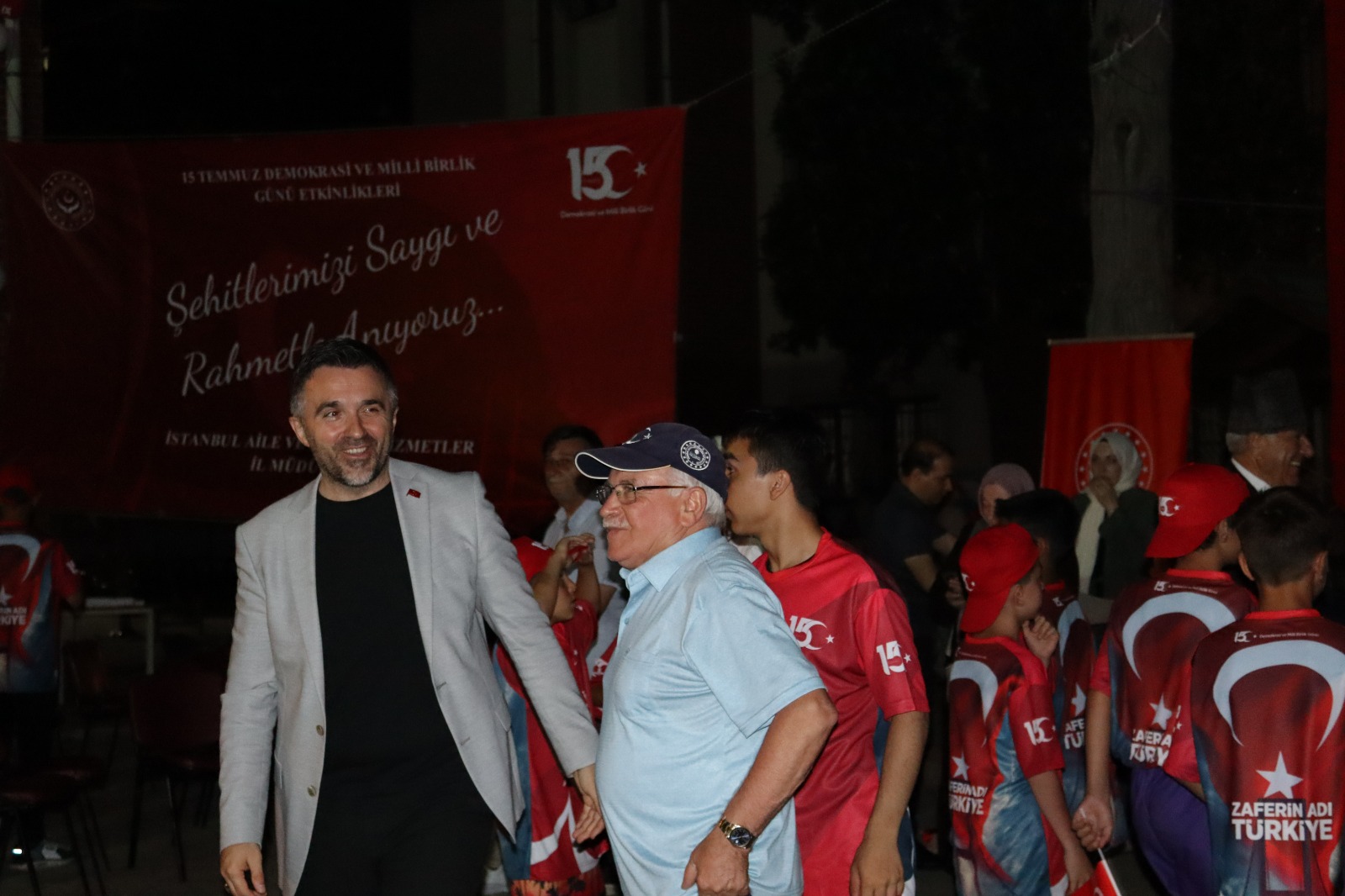 15 Temmuz Demokrasi ve Millî Birlik Günü’nde Küçükyalı Çocuk Evleri Sitesi’nde Gerçekleştirilen Etkinlikte Şehit Yakınlarımız, Gazilerimiz ve Çocuklarımızla Anlamlı Birliktelik Sağlandı