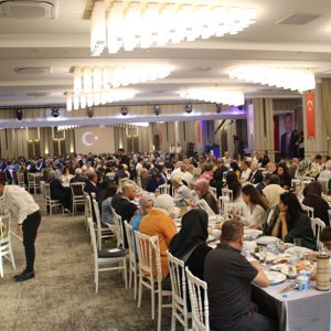 Şehitlerimizin Kıymetli Aileleri ile Kahraman Gazilerimiz Onuruna Yemek Programı Düzenlendi.  - fotoğraf 9