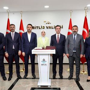 Bakanımız Sayın Mahinur Özdemir Göktaş’tan Bitlis Valiliğine Ziyaret - fotoğraf 7