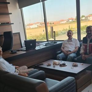 İl Müdürümüz Bilal ERDOĞAN'dan Hac farizasını yerine getiren Gazimize Ziyaret - fotoğraf 1