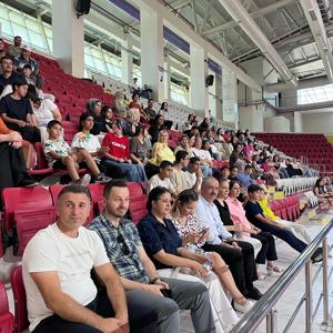 Çocuk Evleri Voleybol Karşılaşması - fotoğraf 5