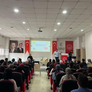 2025 Aile Yılı etkinlikleri kapsamında, aile yapımızı gelenek, görenek ve manevi değerler ışığında ele alan söyleşi programları düzenlendi. - fotoğraf 4