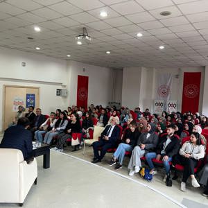 2025 Aile Yılı etkinlikleri kapsamında, aile yapımızı gelenek, görenek ve manevi değerler ışığında ele alan söyleşi programları düzenlendi. - fotoğraf 5