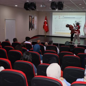 İlk Yardım Temel Uygulamaları Eğitimi - fotoğraf 4