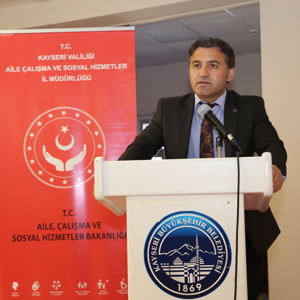 Yeşilhisar İlçemizde “Çocuk İstismarı-Mahremiyet ve 21.Yüzyılda Anne-Baba Olmak” Konulu Konferans - fotoğraf 2