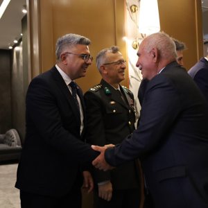 Valiliğimizin himayelerinde,  İl Müdürlüğümüzün koordinesinde düzenlenen programda, 15 Temmuz şehit aileleri, gazilerimiz ve yakınlarıyla bir araya geldik. - fotoğraf 3