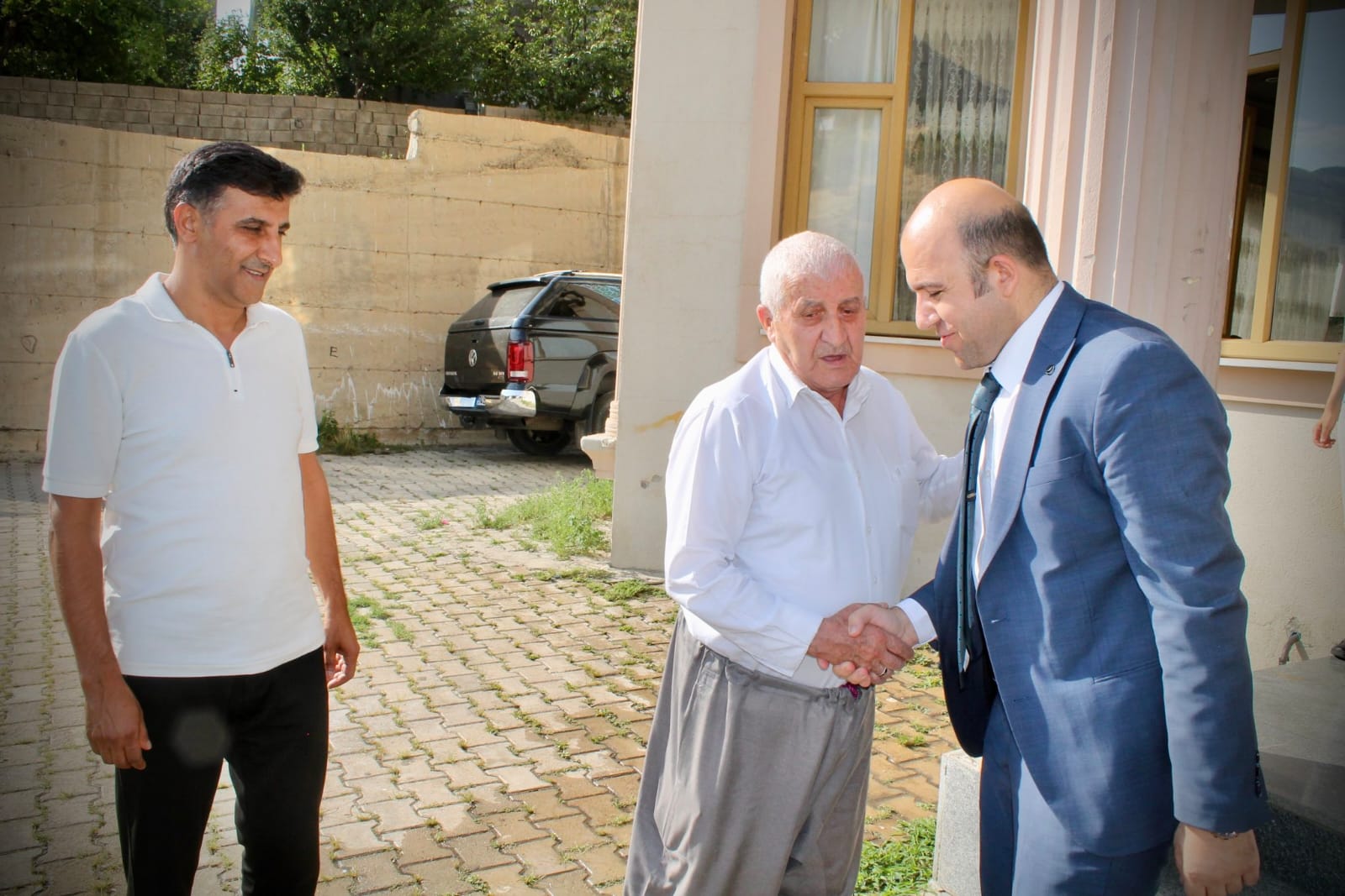 İl Müdürü Ünalan’ın Şemdinli Ziyareti