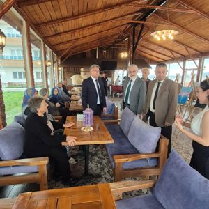 Kıymetli Büyüklerimizin Emeği Sanata Dönüştü - fotoğraf 2