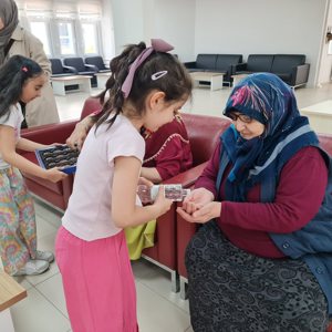 İhramcızade Huzurevi’nde Kuşaklar Arası Sohbet - fotoğraf 3