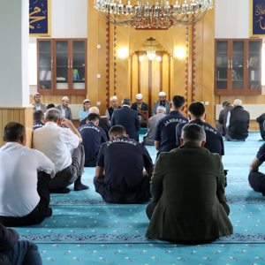 Şehidimiz Jandarma Astsubay Emre Polat için Mevlid-i Şerif - fotoğraf 2