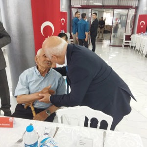 15 Temmuz Anma Programı Kapsamında Şehit Aileleri ve Gaziler Onuruna Yemek Düzenlendi - fotoğraf 3