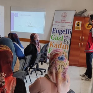 Kadına Yönelik Şiddetle Mücadele Farkındalık Semineri ve Bağımlılıkla Mücadele Eğitimi - fotoğraf 1