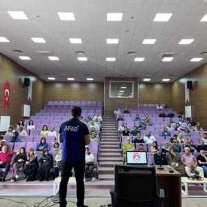 Koruyucu Ailelerimize ve Geçici Koruyucu Ailelerimize Temel İlk Yardım Eğitimi - fotoğraf 1