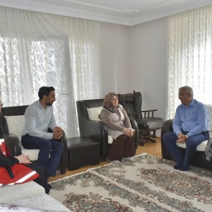 Şehitlerimizin Ve Gazilerimizin Aziz Hatıraları Milletimizin Gönlünde Ebedidir - fotoğraf 2