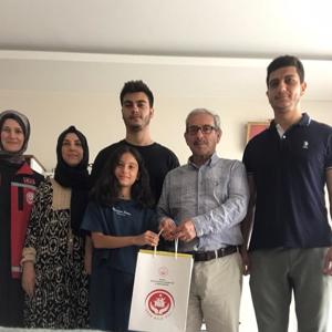 Şehitlerimizin Ve Gazilerimizin Aziz Hatıraları Milletimizin Gönlünde Ebedidir - fotoğraf 6