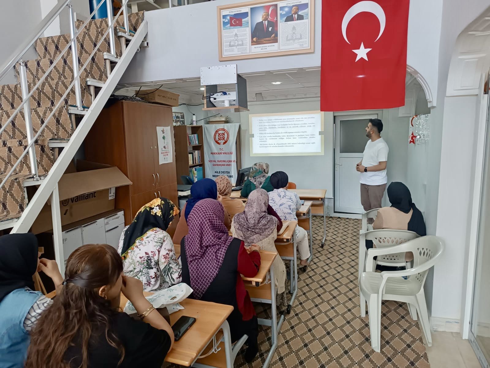 Hakkari ADEM’de Aile Hukuku Eğitimi
