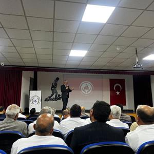Özalp'ta 2025 Aile Yılı Faaliyetleri Kapsamında ‘’Aile Yılı Farkındalık Programı’’ Düzenlendi - fotoğraf 1